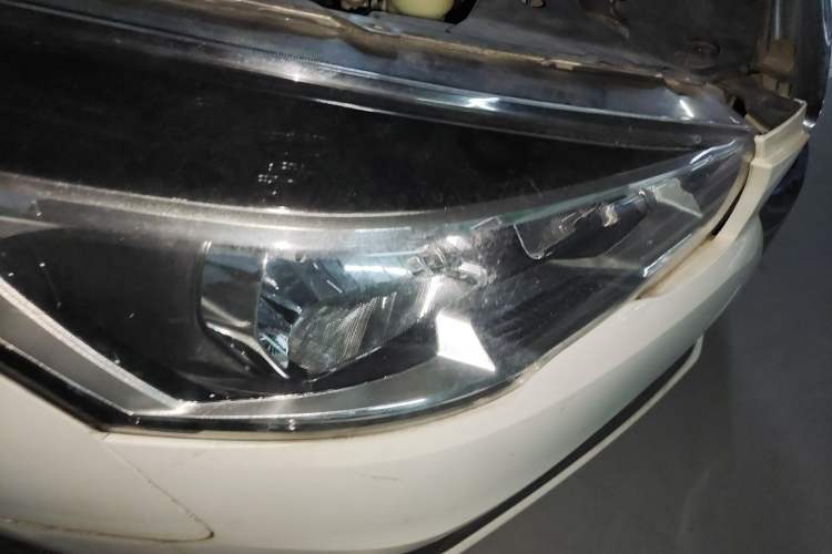 Used Peugeot 508 2015 1.6THP Automatic Prestige Edition Right Front Headlight