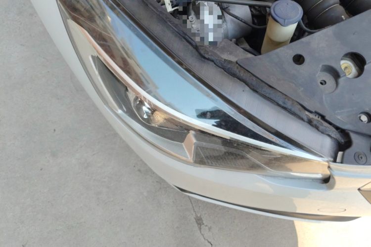 Used Peugeot 508 2015 1.6THP Automatic Prestige Edition Right Front Headlight
