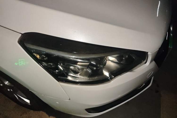 Used Peugeot 508 2015 1.6THP Automatic Prestige Edition Right Front Headlight