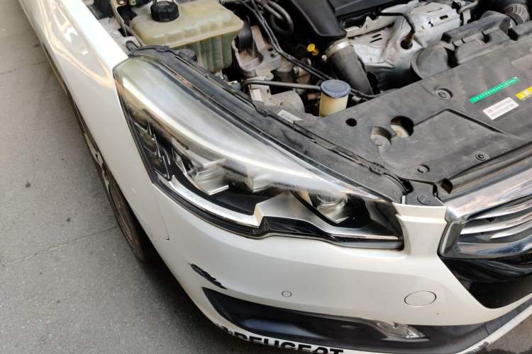 Used Peugeot 508 2015 1.8THP Automatic Prestige Edition Right Front Headlight