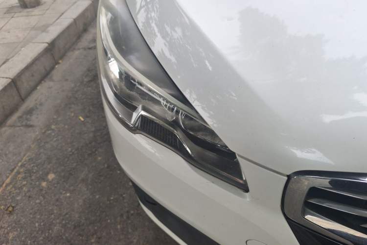 Used Peugeot 508 2015 1.6THP Automatic Prestige Edition Right Front Headlight
