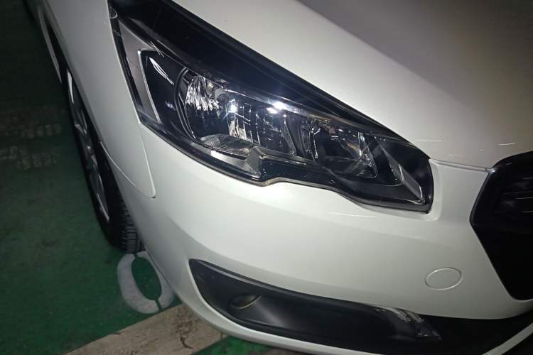 Used Peugeot 508 2015 1.6THP Automatic Prestige Edition Right Front Headlight