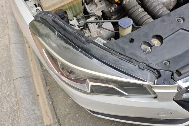Used Peugeot 508 2015 1.6THP Automatic Prestige Edition Right Front Headlight
