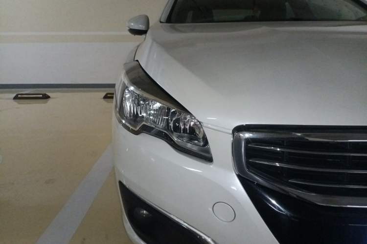 Used Peugeot 508 2015 1.6THP Automatic Prestige Edition Right Front Headlight