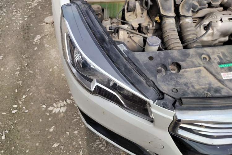 Used Peugeot 508 2015 1.6THP Automatic Prestige Edition Right Front Headlight