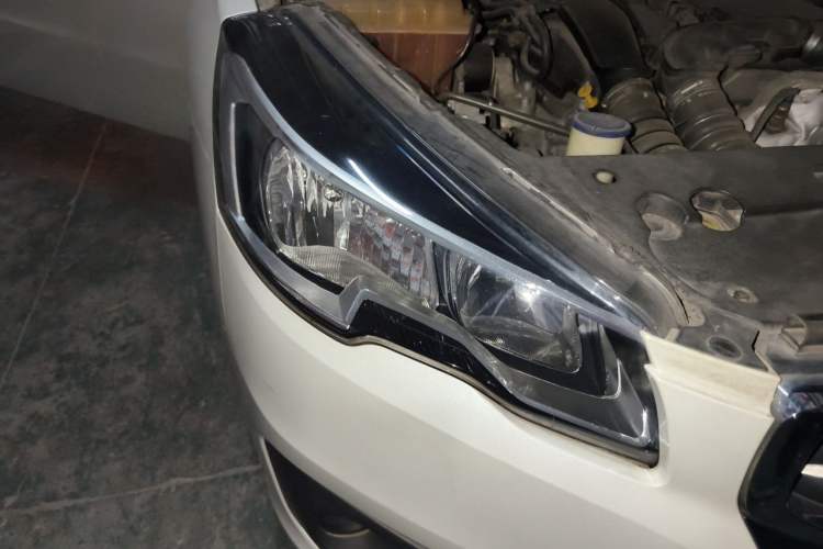 Used Peugeot 508 2015 1.6THP Automatic Prestige Edition Right Front Headlight