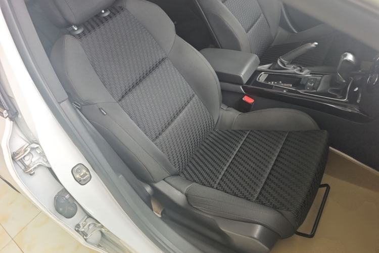 Used Peugeot 508 2015 2.0L Automatic Zhiyi Edition Right Front Seat