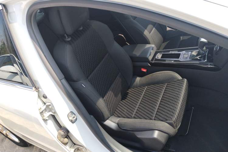 Used Peugeot 508 2015 1.6THP Automatic Zhiiyi Edition Right Front Seat