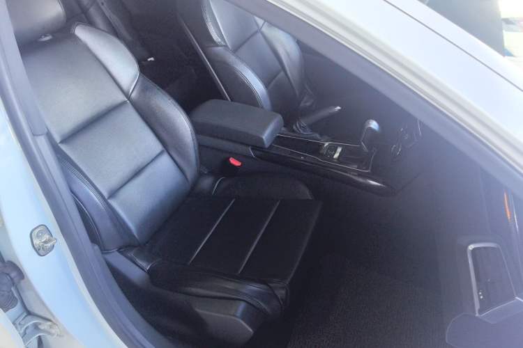 Used Peugeot 508 2015 2.0L Automatic Zhiyi Edition Right Front Seat
