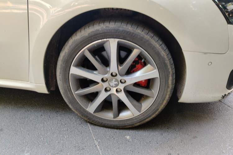 Used Peugeot 508 2015 1.8THP Automatic Prestige Edition Right Front Wheel Hub