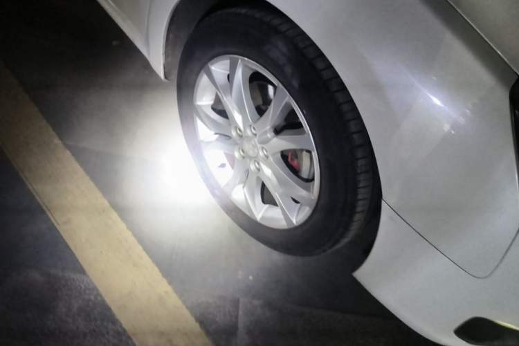 Used Peugeot 508 2015 2.0L Automatic ZhiZhen Edition Right Front Wheel Hub