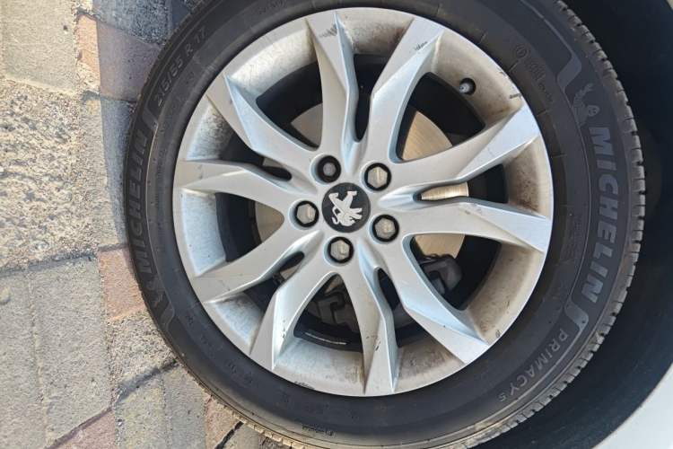 Used Peugeot 508 2015 1.6THP Automatic Prestige Edition Right Front Wheel Hub