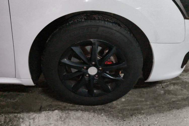 Used Peugeot 508 2015 2.0L Automatic Zhiyi Edition Right Front Wheel Hub