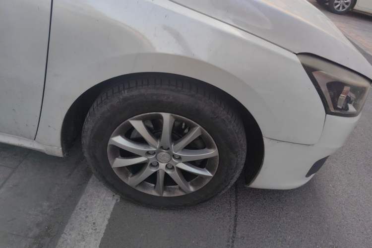Used Peugeot 508 2015 1.6THP Automatic Zhiiyi Edition Right Front Wheel Hub