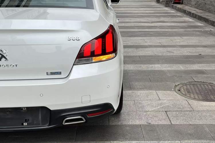 Used Peugeot 508 2015 1.6THP Automatic Prestige Edition Right Rear Taillight