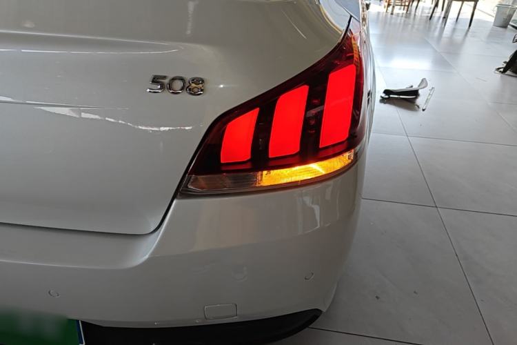 Used Peugeot 508 2015 2.0L Automatic Zhiyi Edition Right Rear Taillight