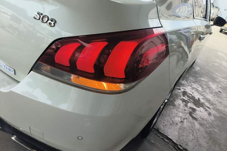 Used Peugeot 508 2015 1.6THP Automatic Prestige Edition Right Rear Taillight