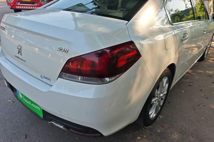 Used Peugeot 508 2015 1.6THP Automatic Prestige Edition Right Rear Taillight