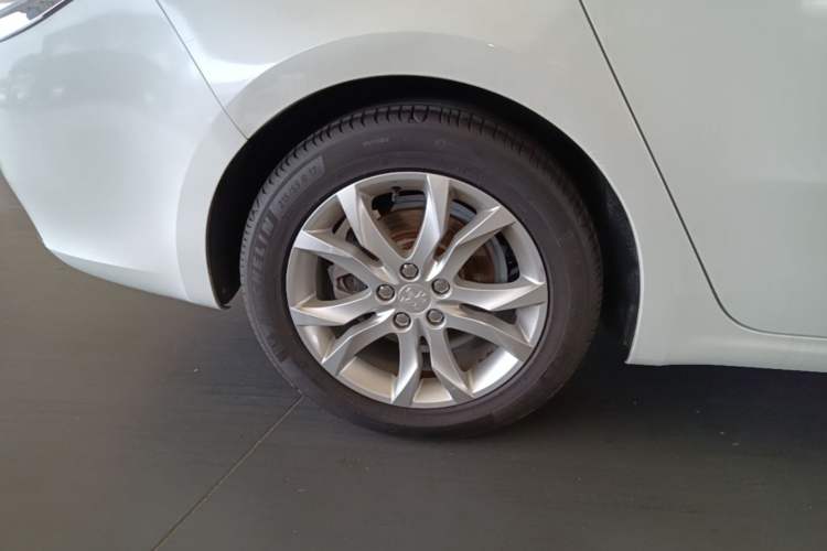 Used Peugeot 508 2015 1.6THP Automatic Prestige Edition Right Rear Wheel Hub