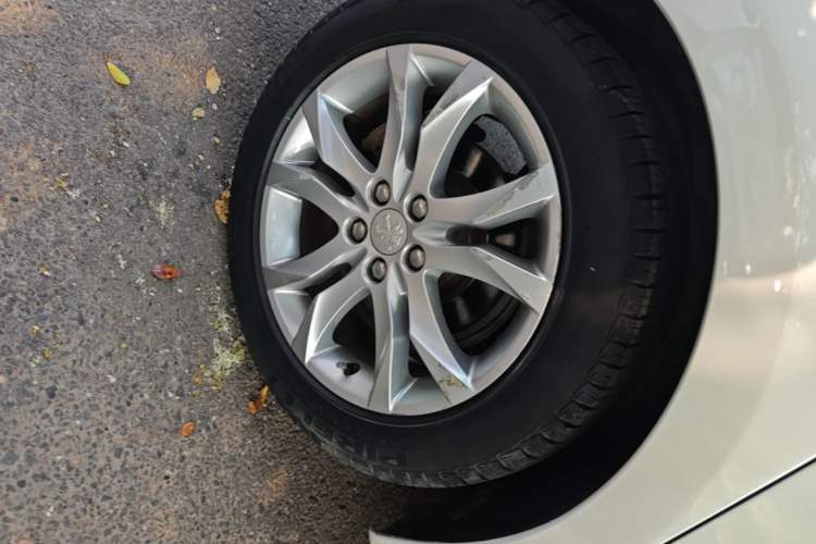 Used Peugeot 508 2015 1.6THP Automatic Prestige Edition Right Rear Wheel Hub