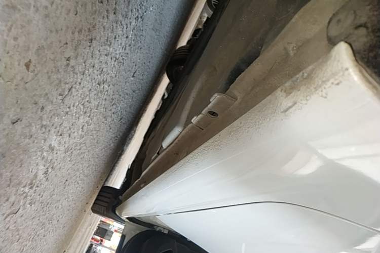 Used Peugeot 508 2015 1.6THP Automatic Prestige Edition Right Side Sill
