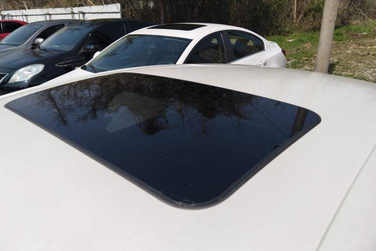 Used Peugeot 508 2015 1.6THP Automatic Zhiiyi Edition Roof