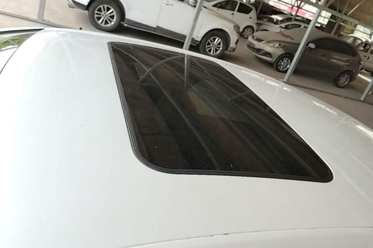 Used Peugeot 508 2015 1.6THP Automatic Zhiiyi Edition Roof