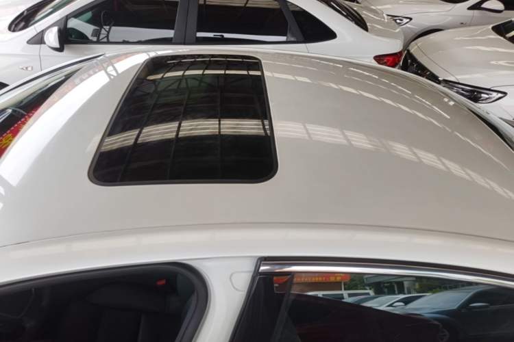 Used Peugeot 508 2015 2.0L Automatic ZhiZhen Edition Roof