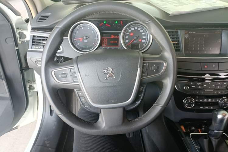 Used Peugeot 508 2015 1.6THP Automatic Prestige Edition Steering Wheel