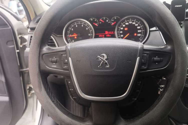 Used Peugeot 508 2015 1.6THP Automatic Zhiiyi Edition Steering Wheel