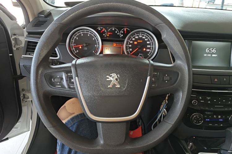 Used Peugeot 508 2015 2.0L Automatic Zhiyi Edition Steering Wheel
