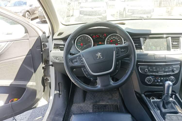 Used Peugeot 508 2015 1.6THP Automatic Prestige Edition Steering Wheel