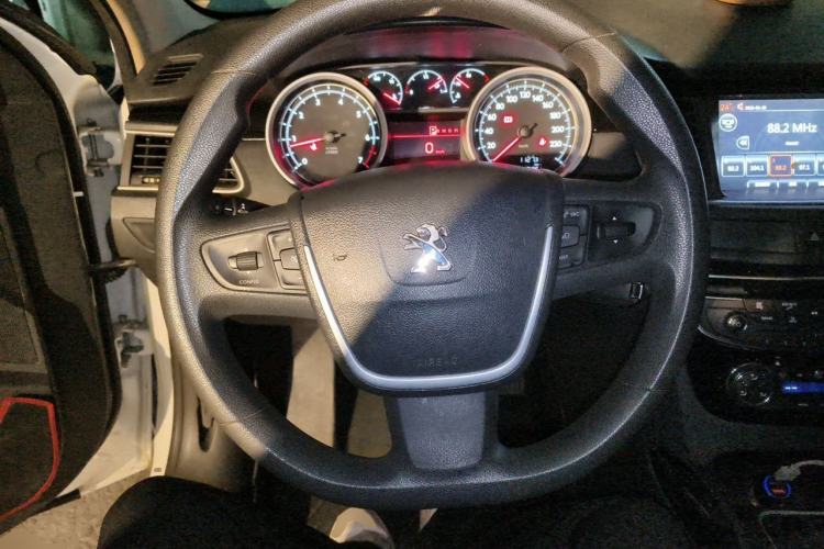 Used Peugeot 508 2015 2.0L Automatic Zhiyi Edition Steering Wheel