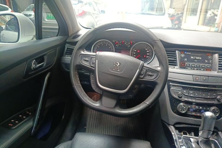 Used Peugeot 508 2015 2.0L Automatic ZhiZhen Edition Steering Wheel