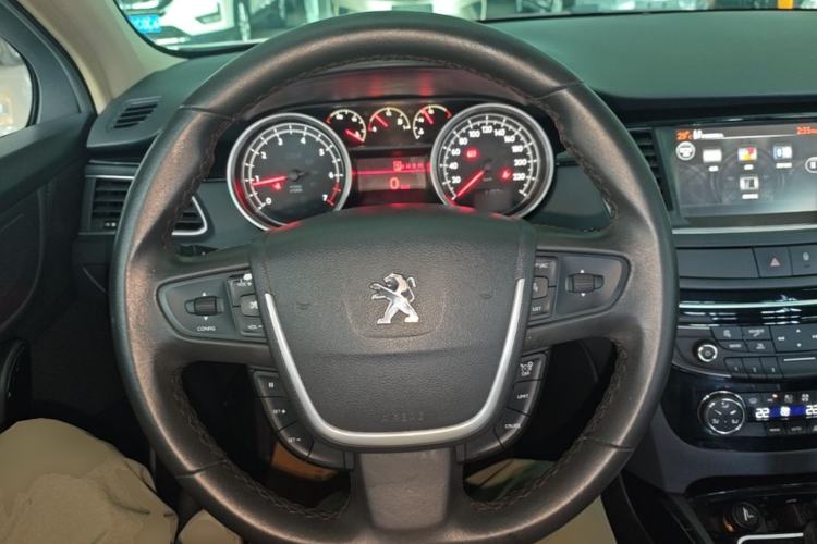 Used Peugeot 508 2015 1.6THP Automatic Prestige Edition Steering Wheel