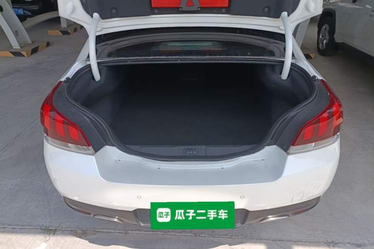 Used Peugeot 508 2015 1.6THP Automatic Prestige Edition Trunk