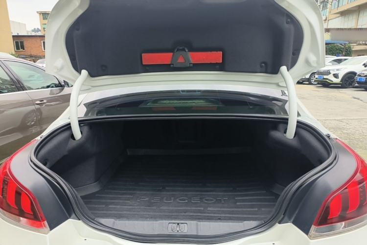 Used Peugeot 508 2015 1.6THP Automatic Prestige Edition Trunk