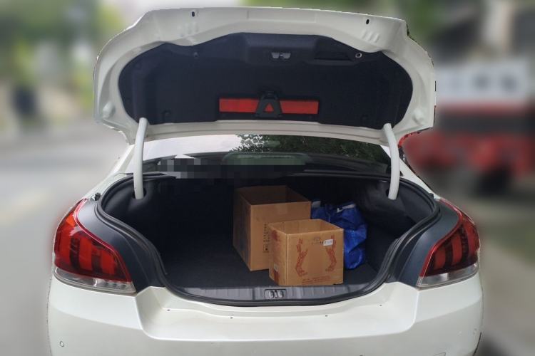 Used Peugeot 508 2015 2.0L Automatic ZhiZhen Edition Trunk