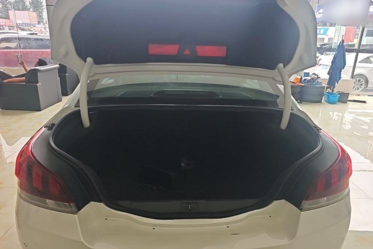 Used Peugeot 508 2015 2.0L Automatic Zhiyi Edition Trunk