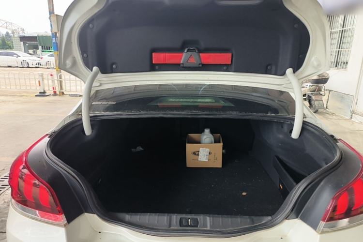 Used Peugeot 508 2015 1.6THP Automatic Prestige Edition Trunk