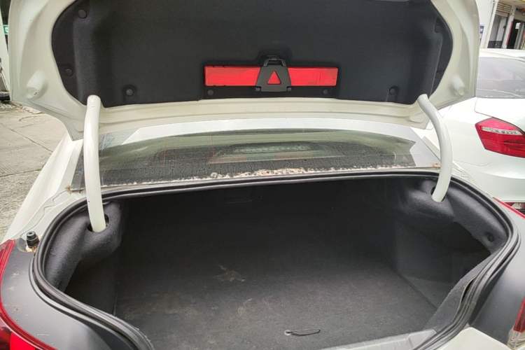Used Peugeot 508 2015 1.6THP Automatic Prestige Edition Trunk