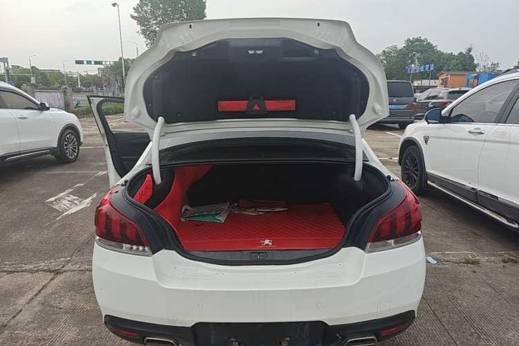 Used Peugeot 508 2015 1.6THP Automatic Prestige Edition Trunk