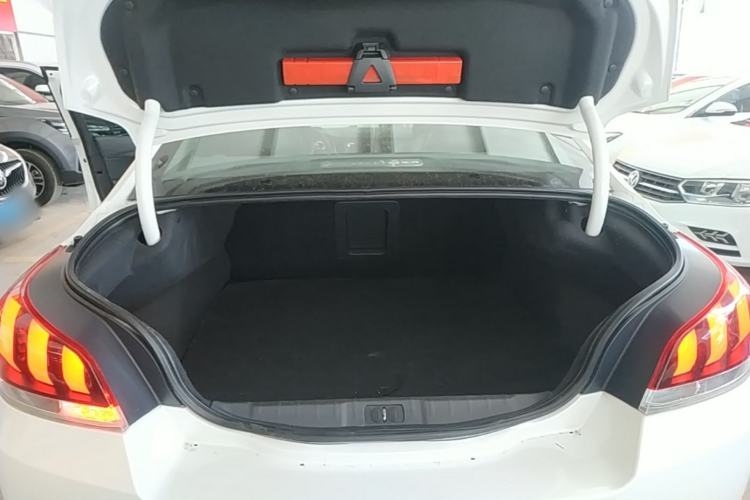 Used Peugeot 508 2015 1.6THP Automatic Prestige Edition Trunk