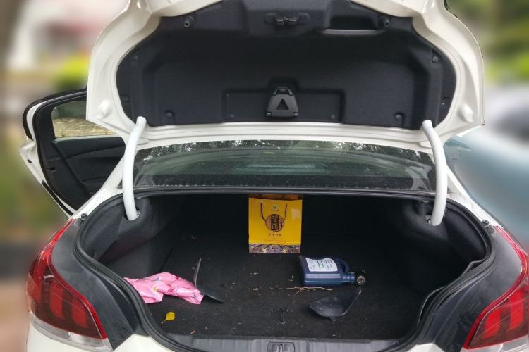 Used Peugeot 508 2015 2.0L Automatic Zhiyi Edition Trunk