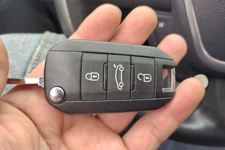 Used Peugeot 508 2015 1.6THP Automatic Zhiiyi Edition Vehicle Key