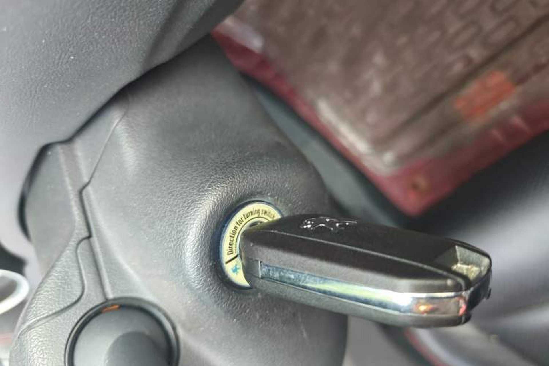 Used Peugeot 508 2015 2.0L Automatic Zhiyi Edition Vehicle Key