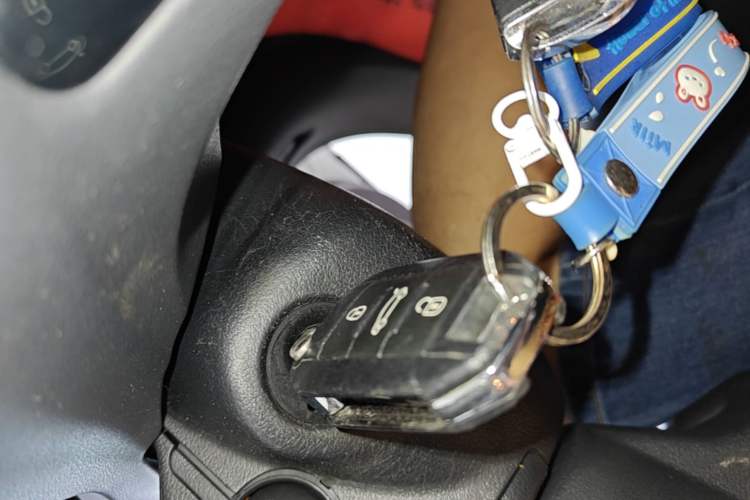 Used Peugeot 508 2015 2.0L Automatic Zhiyi Edition Vehicle Key