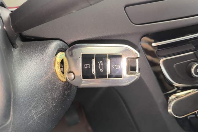 Used Peugeot 508 2015 2.0L Automatic Zhiyi Edition Vehicle Key