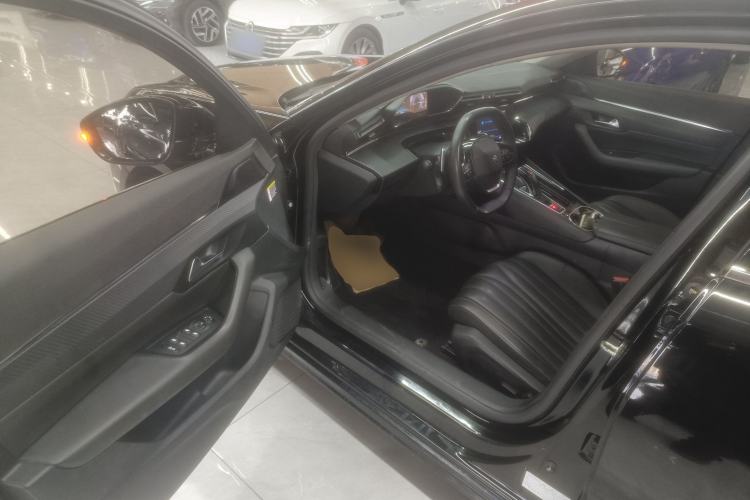 Used Peugeot 508 2019 508L 400THP PureTech Driving Control Version China VI Standard Interior 3