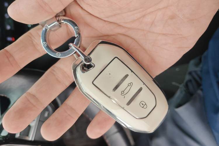 Used Peugeot 508 2019 508L 400THP PureTech Driving Control Version China VI Standard Vehicle Key